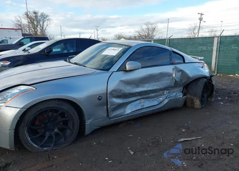 2004 Nissan 350Z Touring z USA, uszkodzony, nr VIN JN1AZ34D64T166037